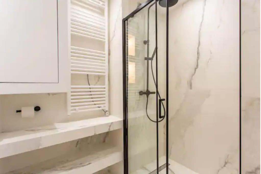 Appartement Tronchet 1g *